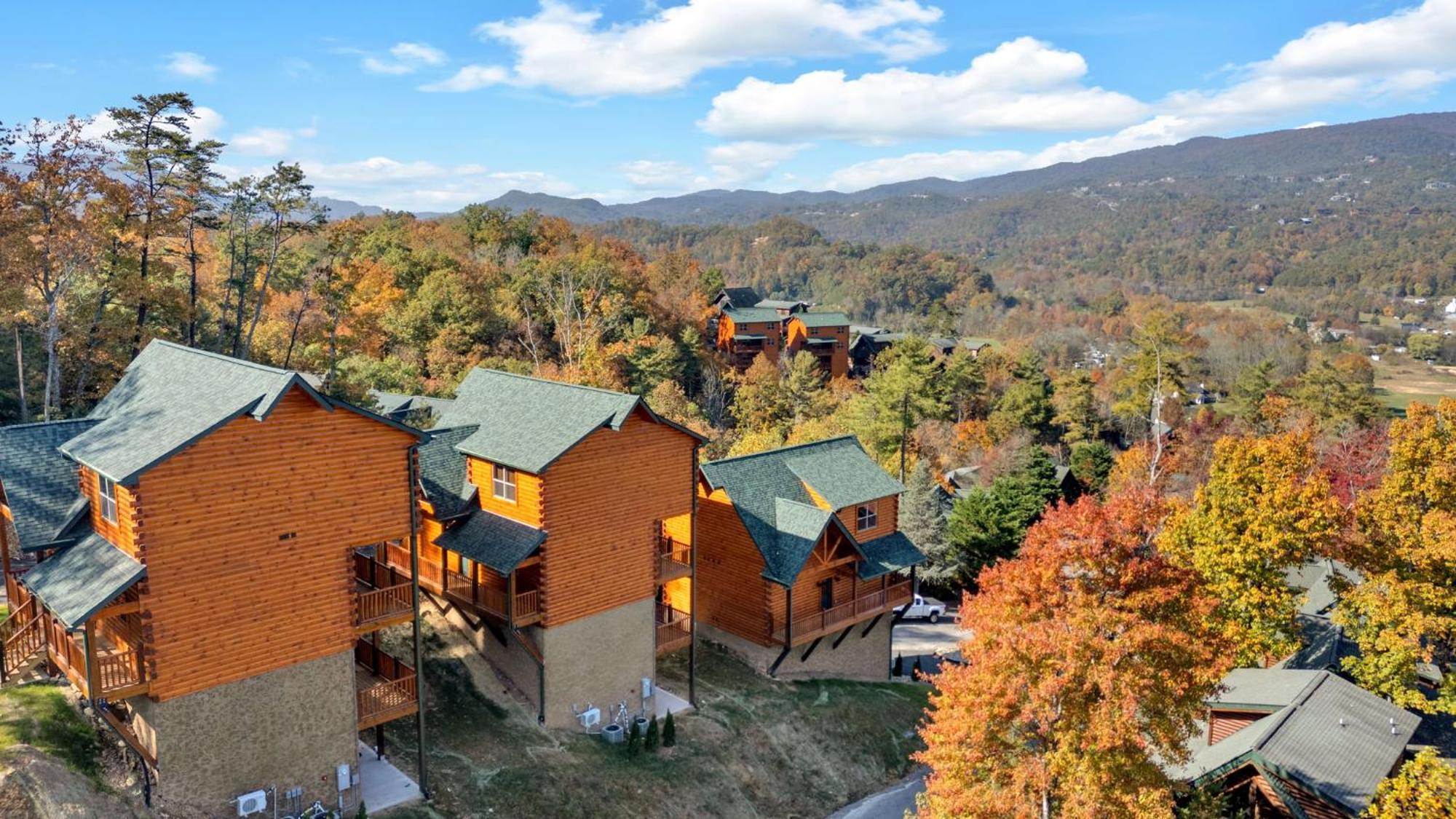 New Luxury Cabin With Indoor Pool, Hot Tub, & Theater Villa Pigeon Forge Kültér fotó